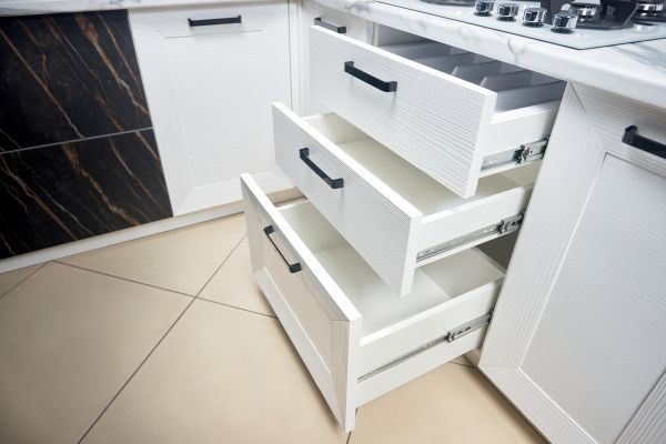 Kitchen Drawer Replacement in Spring