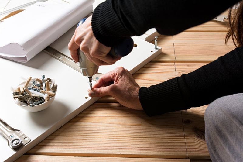 Cabinet Hardware Repair